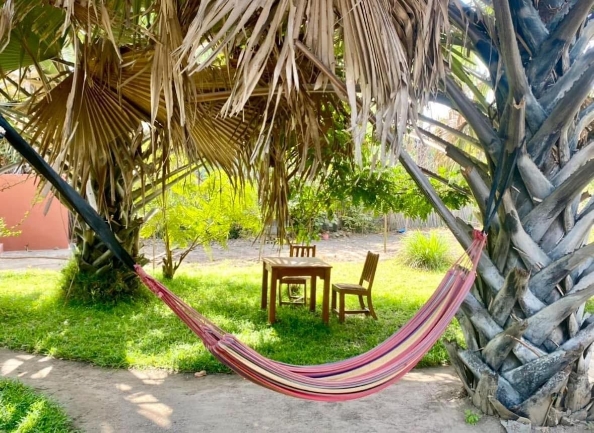 Little'S Nature Retreat Kartong Экстерьер фото